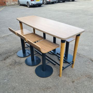 Used Breakfast Bar Table & Stool Set (D)