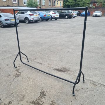Used Standard Black Heavy Duty 6ft Garment Clothing Rails
