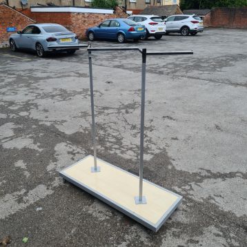 Used Adjustable Zig Zag Clothing Display Stand on Wheels