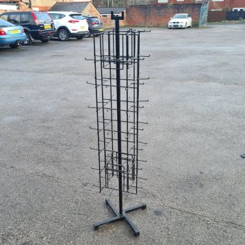 Used Freestanding Hook Spinner