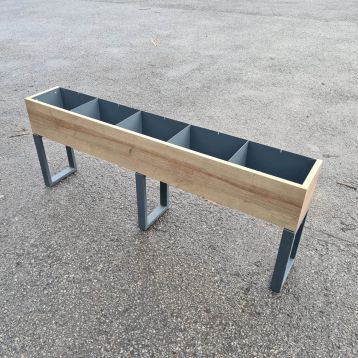Used Metal Crisp & Snack Meal Deal Impulse Merchandiser Trough with 4 x Dividers H: 425mm x W: 1300mm (C)
